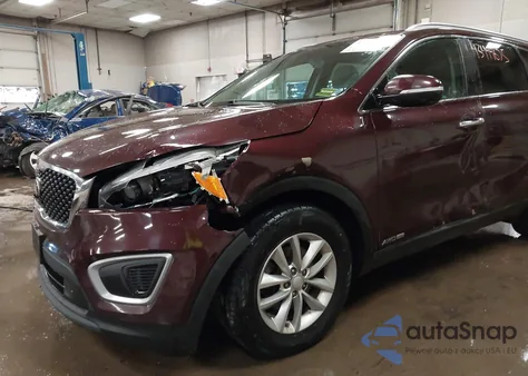 2018 Kia Sorento 3.3L Lx z USA, uszkodzony, nr VIN 5XYPGDA59JG376557